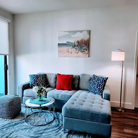 Studios at Marina del Rey/ Venice Beach